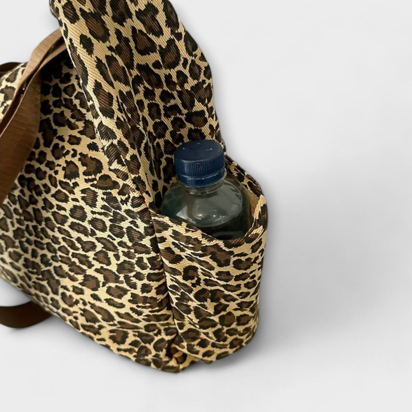 Nora. - Borsa a tracolla in tela con motivo leopardato