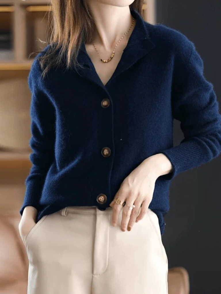 CARDIGAN CON BOTTONI SOFIA