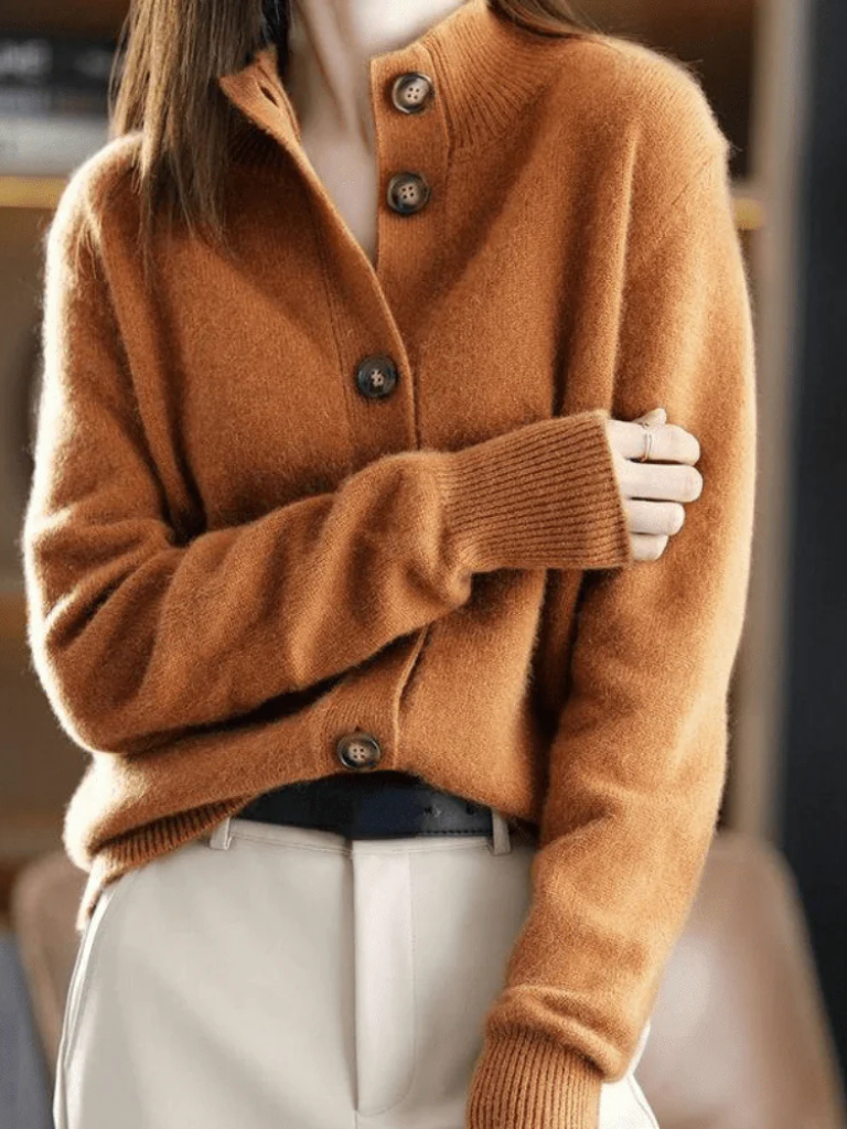 CARDIGAN CON BOTTONI SOFIA