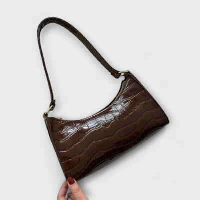 Nora. Borsa in pelle lucida